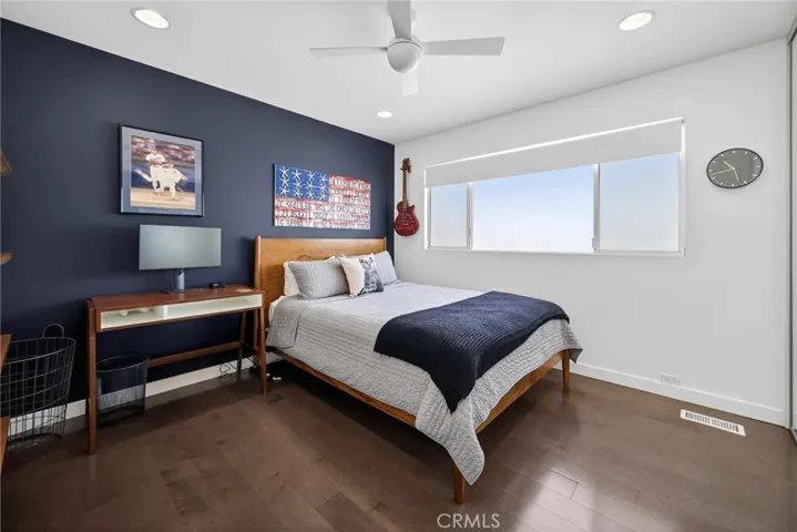 2000 Nautilus Lane, Newport Beach, California 92660