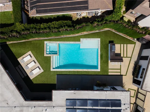 2000 Nautilus Lane, Newport Beach, California 92660