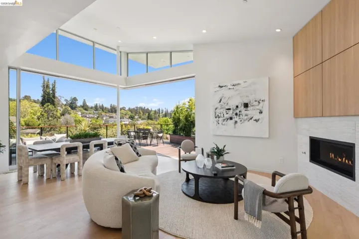 26 Ronada Ave, Piedmont, California 94611