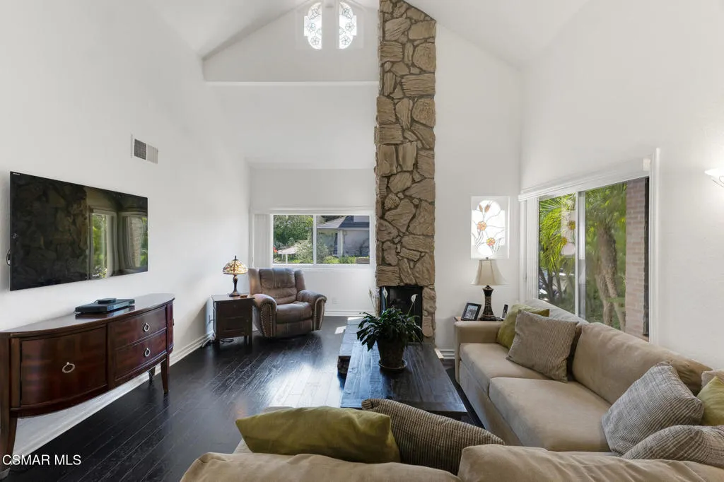 30049 Trail Creek Dr  -  HsHProd-43