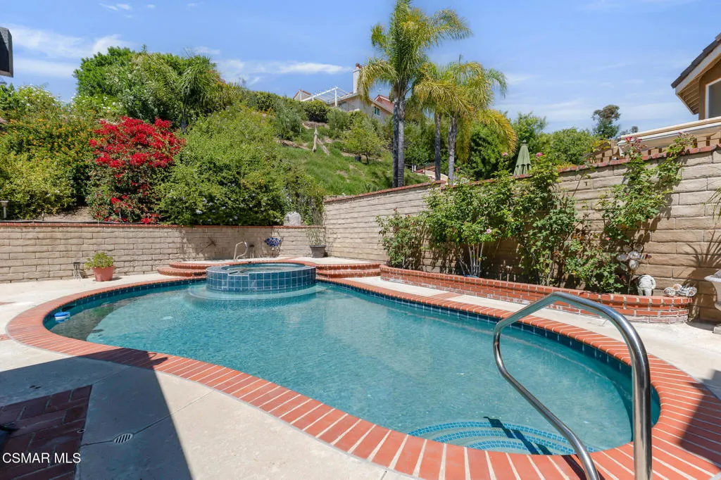 30049 Trail Creek Dr  -  HsHProd-15-Sky