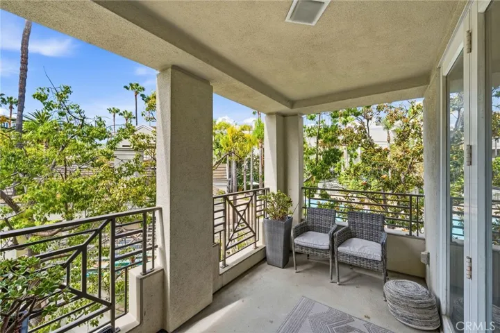 2243 Martin 218, Irvine, California 92612