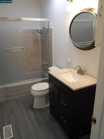 main bath upper level