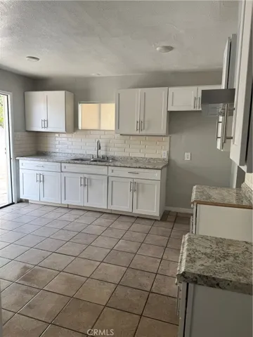 16466 Arrow, Fontana, California 92335