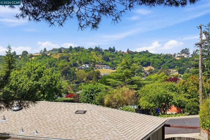 2979 Higuera Ave, Pinole, California 94564