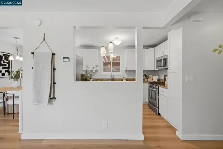 2979 Higuera Ave, Pinole, California 94564
