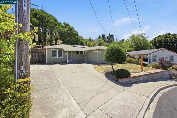 2979 Higuera Ave, Pinole, California 94564