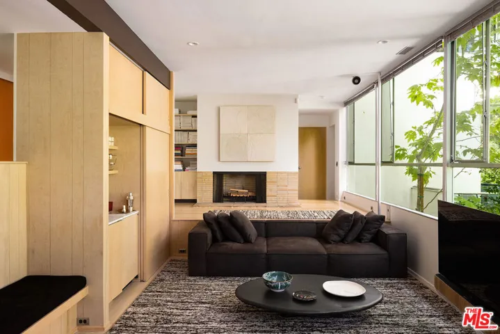 2866 Westbrook Avenue, Los Angeles, California 90046