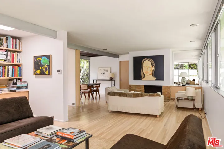 2866 Westbrook Avenue, Los Angeles, California 90046