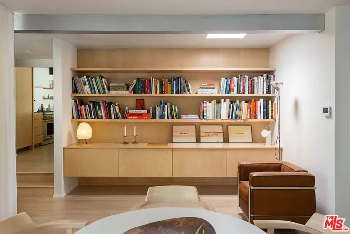 2866 Westbrook Avenue, Los Angeles, California 90046