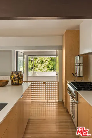 2866 Westbrook Avenue, Los Angeles, California 90046