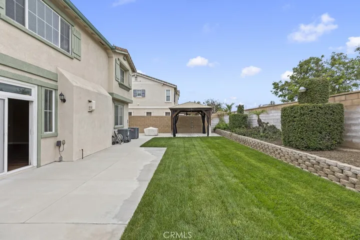 18160 Grove Place, Fontana, California 92336