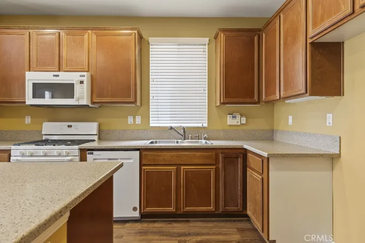 18160 Grove Place, Fontana, California 92336