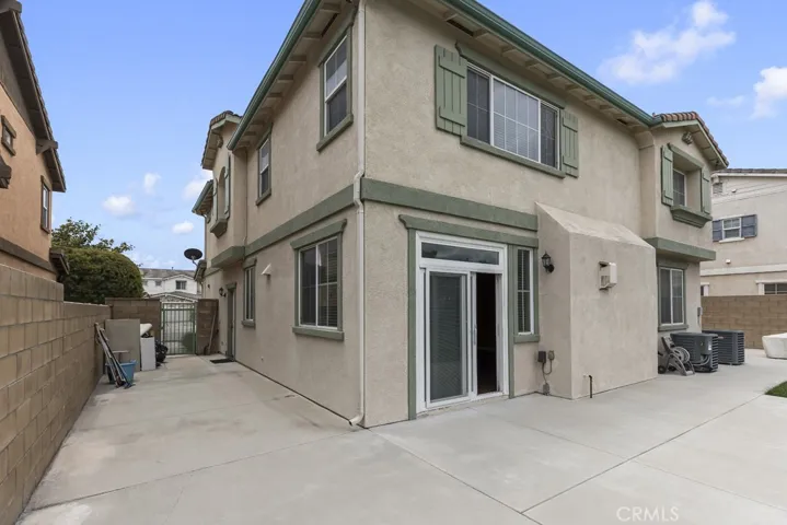 18160 Grove Place, Fontana, California 92336