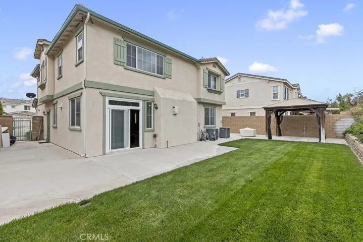 18160 Grove Place, Fontana, California 92336