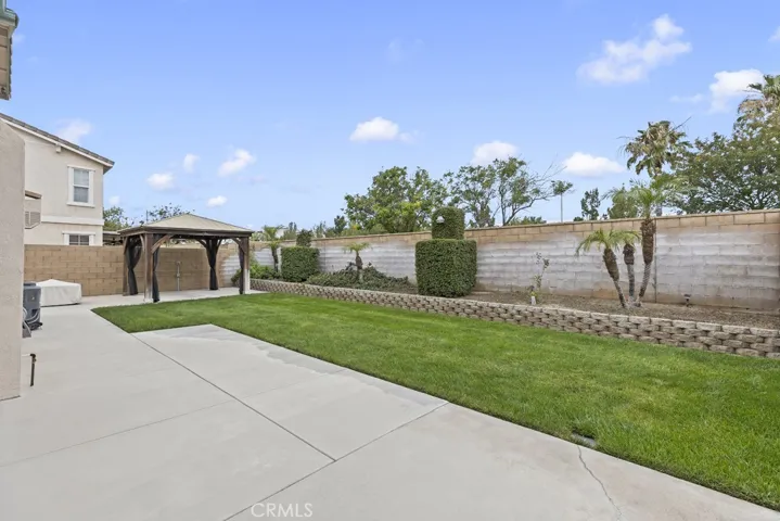 18160 Grove Place, Fontana, California 92336