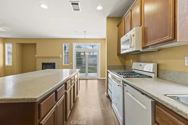 18160 Grove Place, Fontana, California 92336