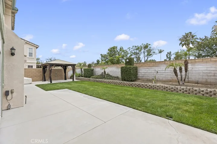 18160 Grove Place, Fontana, California 92336