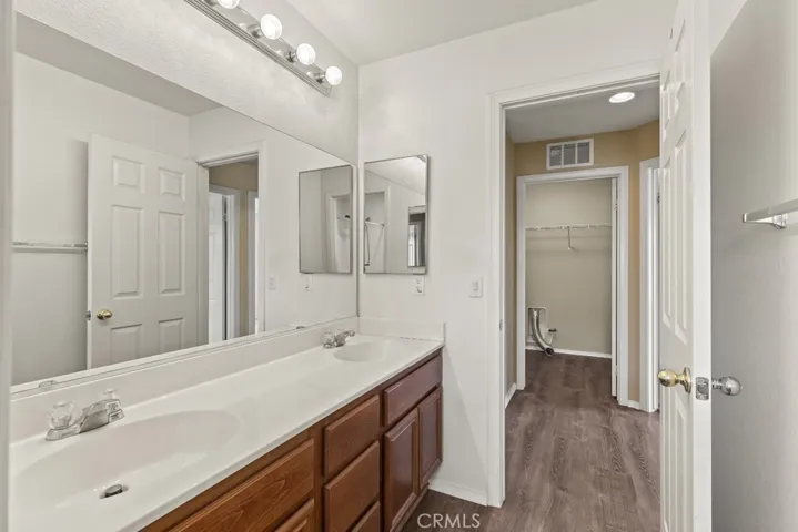 18160 Grove Place, Fontana, California 92336