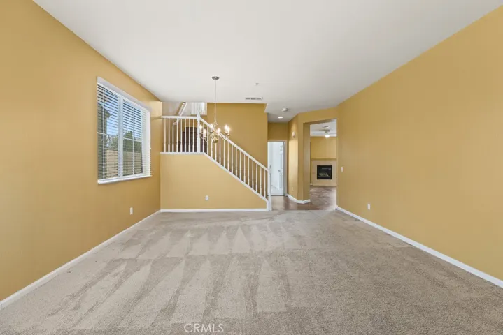 Living room/Dining room