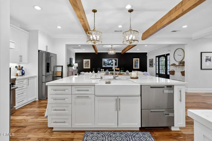 Kitchen Island