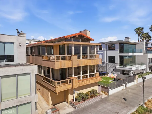 2516 The Strand, Manhattan Beach, California 90266
