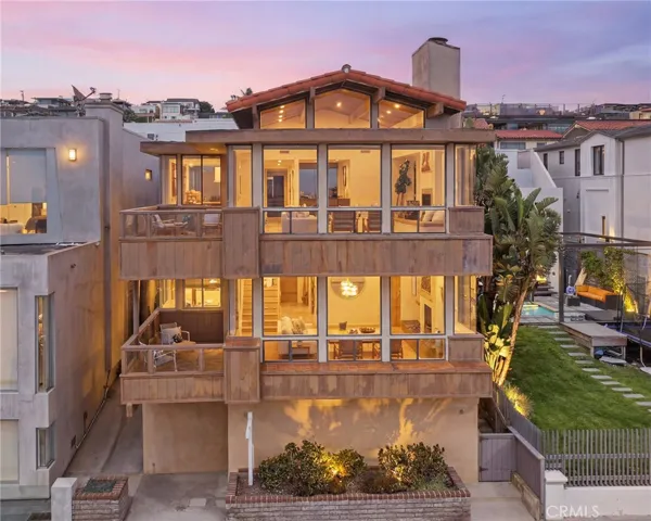 2516 The Strand, Manhattan Beach, California 90266