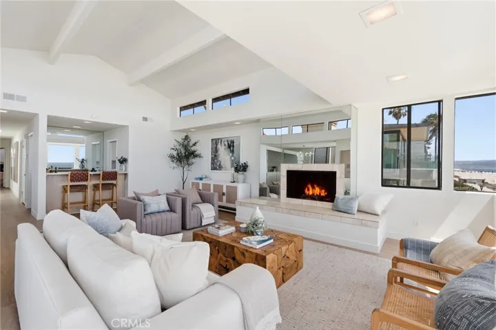 2516 The Strand, Manhattan Beach, California 90266