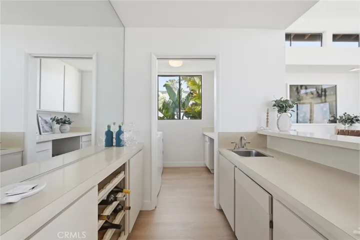 2516 The Strand, Manhattan Beach, California 90266