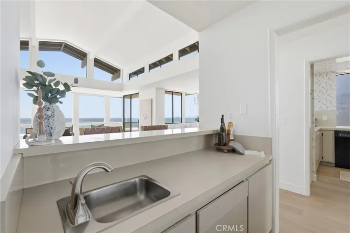 2516 The Strand, Manhattan Beach, California 90266