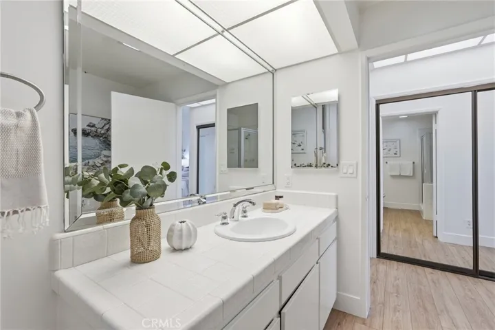2516 The Strand, Manhattan Beach, California 90266