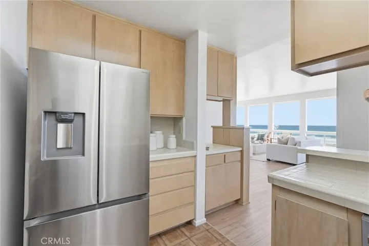 2516 The Strand, Manhattan Beach, California 90266