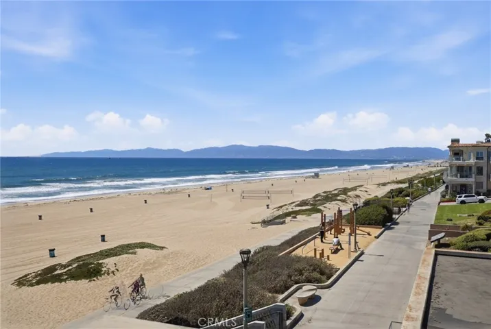 2516 The Strand, Manhattan Beach, California 90266