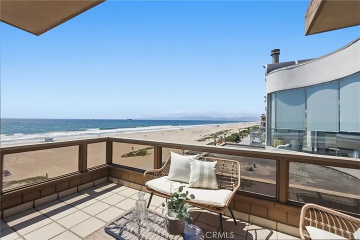 2516 The Strand, Manhattan Beach, California 90266