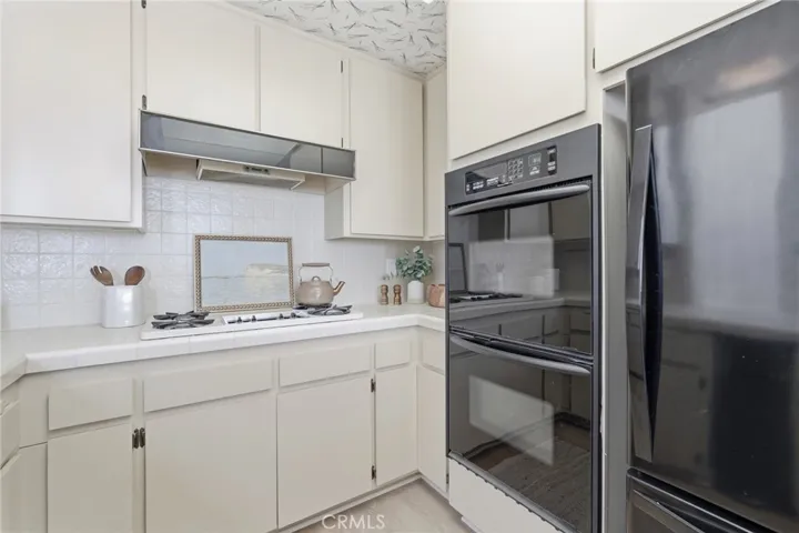 2516 The Strand, Manhattan Beach, California 90266