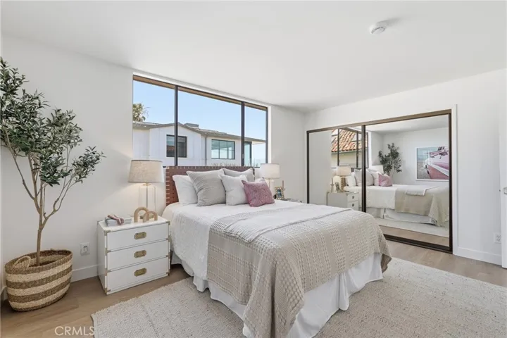 2516 The Strand, Manhattan Beach, California 90266