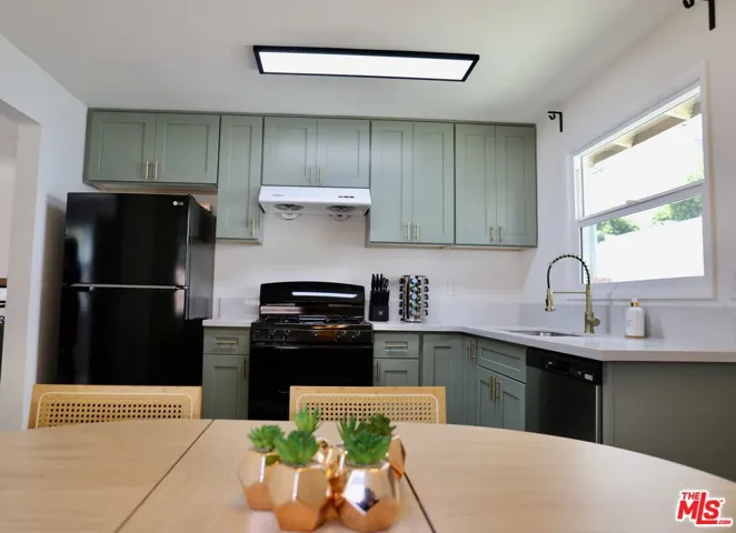 1817 Vine Street, Alhambra, California 91801