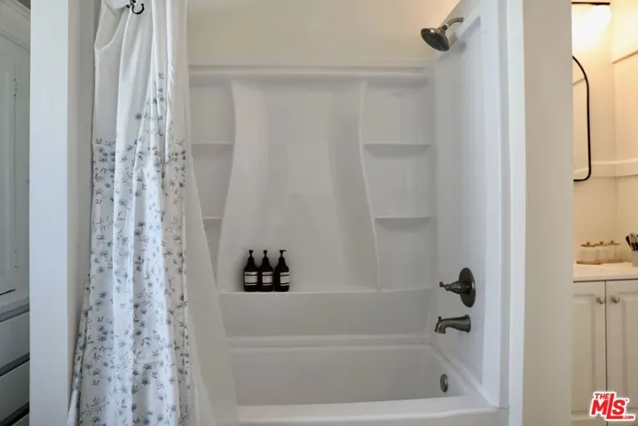 1817 Vine Street, Alhambra, California 91801