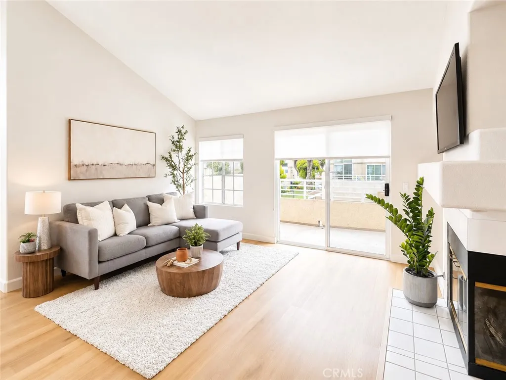 Via Crespi is a corner unit with lots of natural light