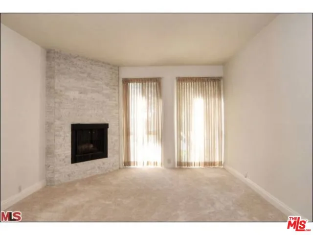 318 N Maple Drive C106, Beverly Hills, California 90210