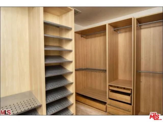 318 N Maple Drive C106, Beverly Hills, California 90210