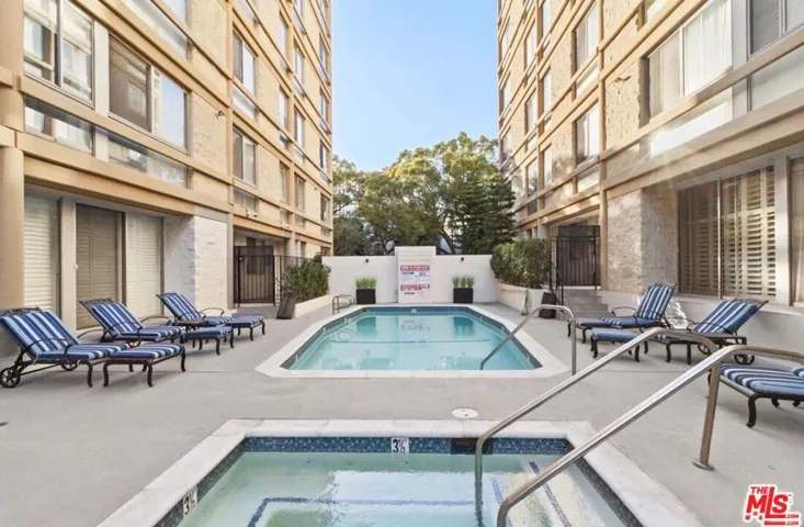 318 N Maple Drive C106, Beverly Hills, California 90210
