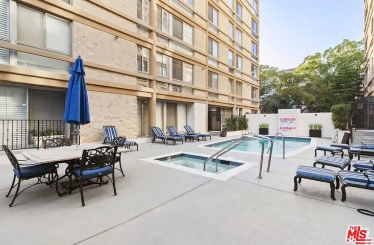 318 N Maple Drive C106, Beverly Hills, California 90210