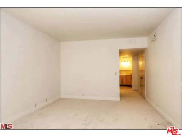 318 N Maple Drive C106, Beverly Hills, California 90210