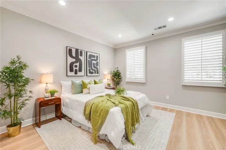 870 E Mountain Way, Azusa, California 91702