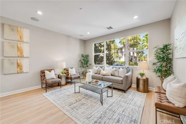 870 E Mountain Way, Azusa, California 91702
