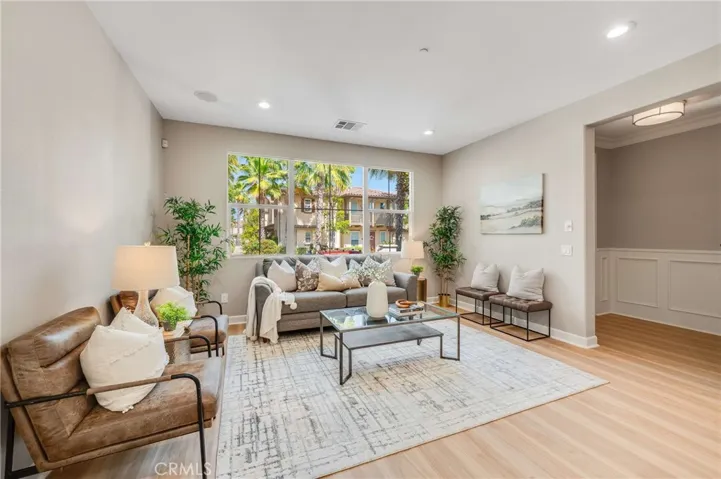 870 E Mountain Way, Azusa, California 91702