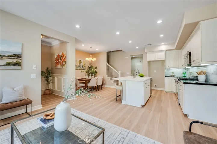 870 E Mountain Way, Azusa, California 91702
