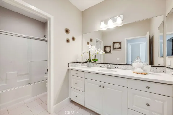 870 E Mountain Way, Azusa, California 91702