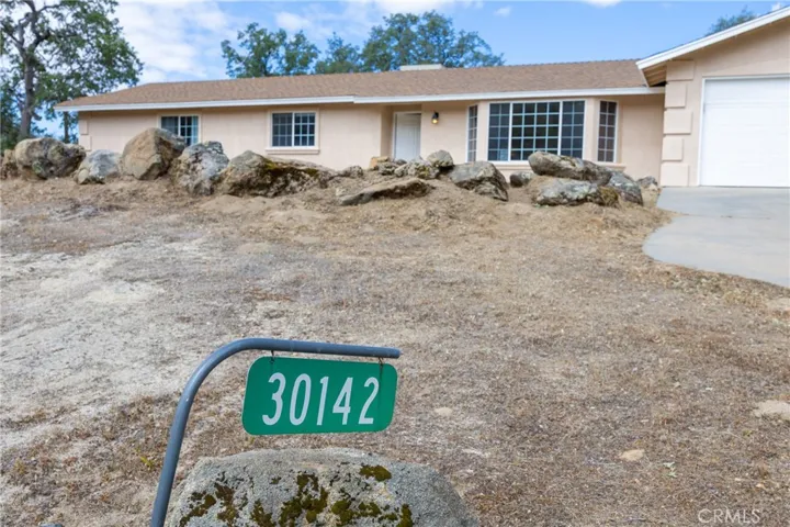 30142 Revis Road, Coarsegold, California 93614